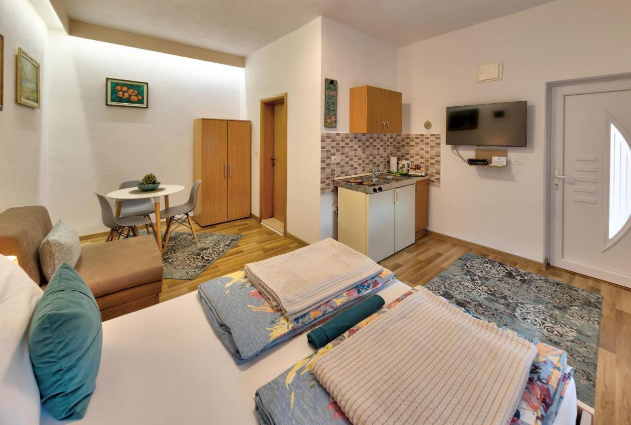 Villa Acapulco 모스타르 외부 사진