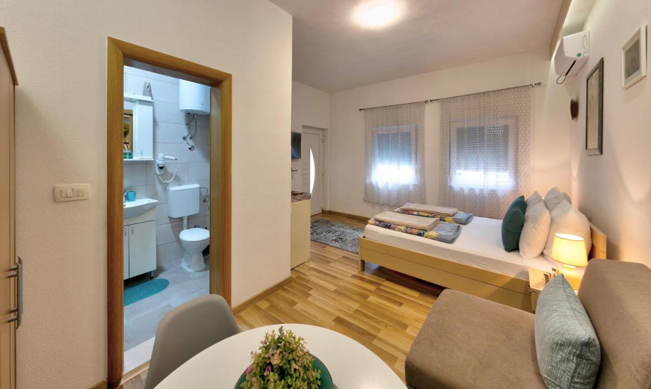 Villa Acapulco 모스타르 외부 사진